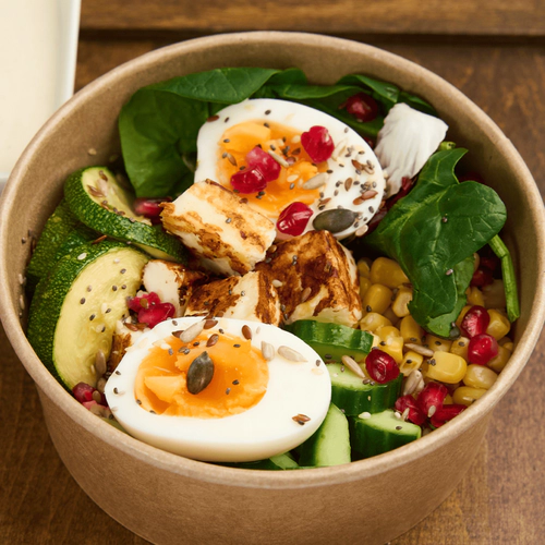 Poke bowl cu halloumi